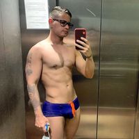 Lusbin Pareja's Photo