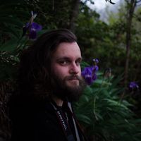 Hugo HENRION的照片