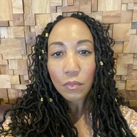 Samantha Mathews的照片