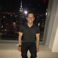 Marc Miller的照片