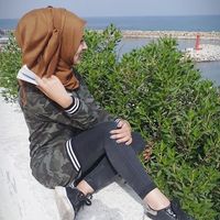 Boussaadia Feryel Feryel的照片