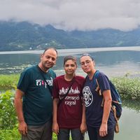 Nefaa & Abir Maaloul's Photo