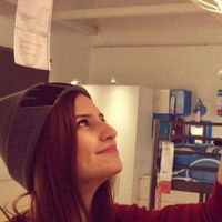 Hediye Taşar的照片