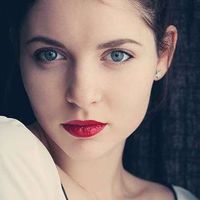 Katerina Yukhnova的照片