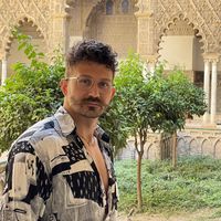 Fatih Akbal的照片