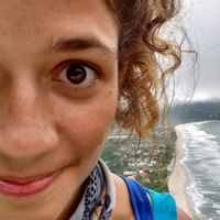 María Scacchi's Photo