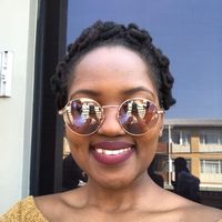 Mbali Dhlamini的照片