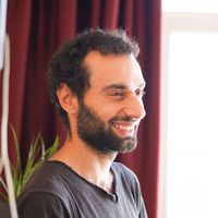 Cagri Tosun的照片