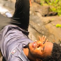 Mohamed Bah的照片