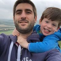 Tom Dearden的照片