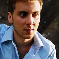 Loris De Luna's Photo