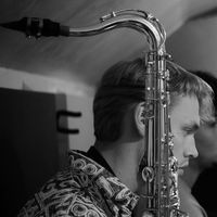 Photos de Max De La Gueronniere