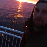 Roland Illes的照片