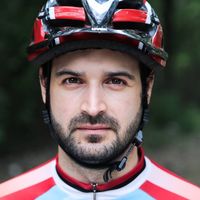 Mircea Iulian的照片