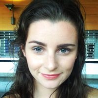 Millie Fuller的照片