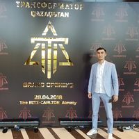 Adil Taizhanov的照片