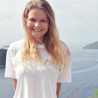 Photos de Anastasia Oleynik