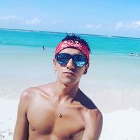 Alain Zainos's Photo