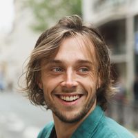 ANGIE MERCIER的照片