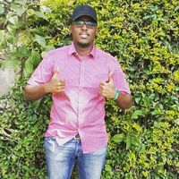 DAVID MBAGA的照片