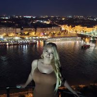 Evelyn Arguelles Bricaire的照片