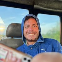 Nahue Fretes的照片