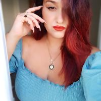 Betül Yarar的照片