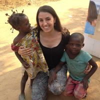 Mariella Leone的照片