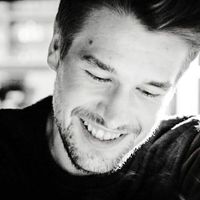 Édouard Luce的照片