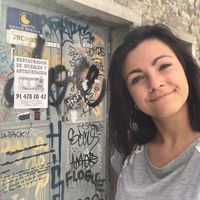 Hélène André的照片