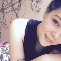 Zoe Delschen的照片