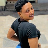 Beatrice Javan's Photo