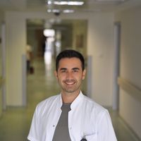 Ahmet Gündeş的照片