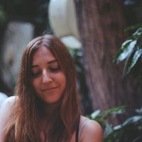 Esra Yuceer的照片