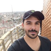 Pablo Vardalos的照片