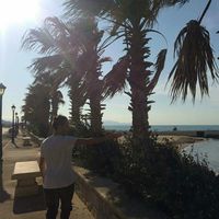 Piotr Niewadzi的照片