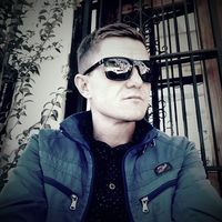 Arsen Kapedani的照片