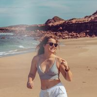 Karine Sylvestre's Photo