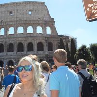 adriana yagubova的照片