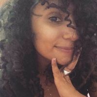 Zdjęcia użytkownika Thayrine Martin