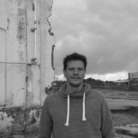 Roland van Linge的照片