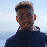 Thiago Bernardino的照片