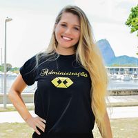 Larissa Gonçalves的照片