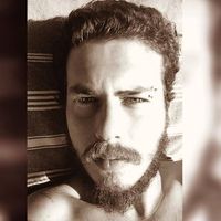 Toprak Sencer的照片