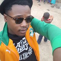 Fernando Mena的照片