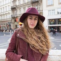 Zsófi Barla Szabó的照片