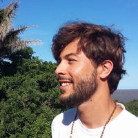 Eduardo Majer的照片