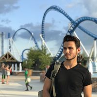 Mustafa Kara的照片