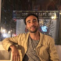 M Naim Khalil的照片