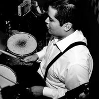 Luis Eques Tenebris的照片